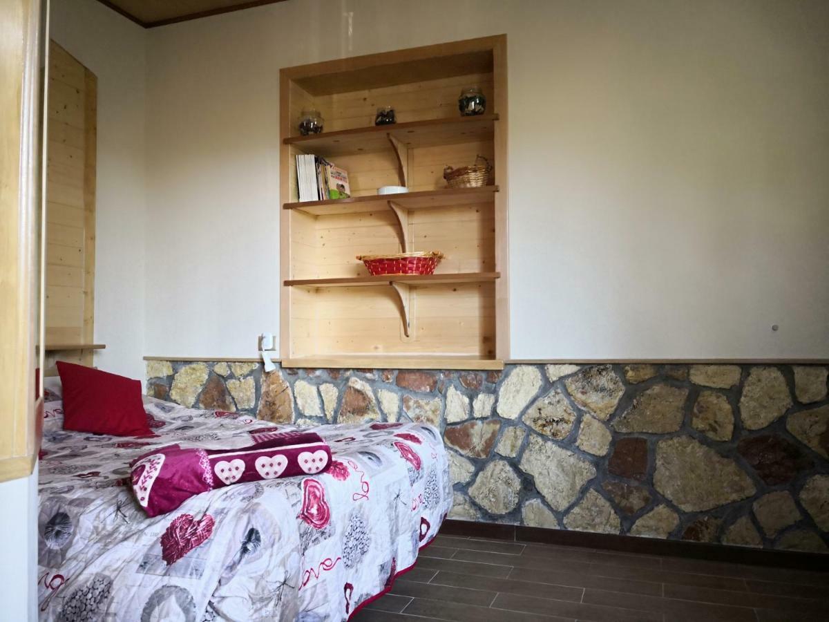 Casa Vacanze Sonia Apartment Amelia Exterior photo